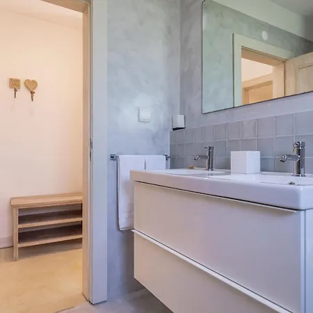 Luxury Beachfront Apartamento