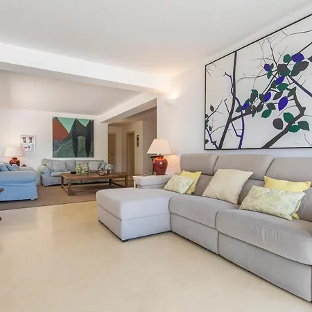 Luxury Beachfront Colares