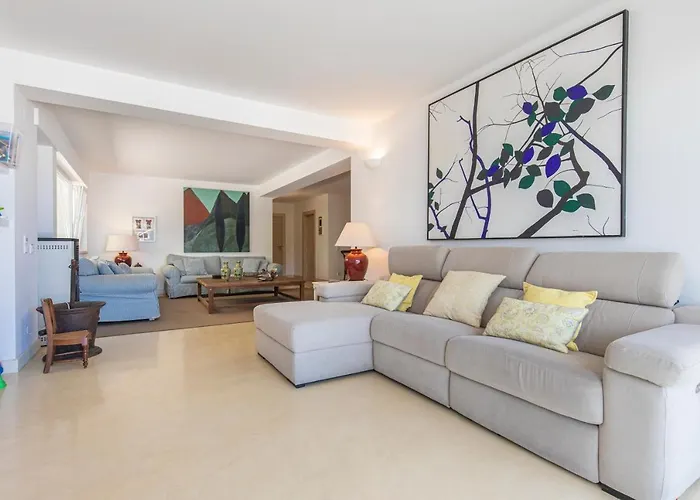 Luxury Beachfront Colares